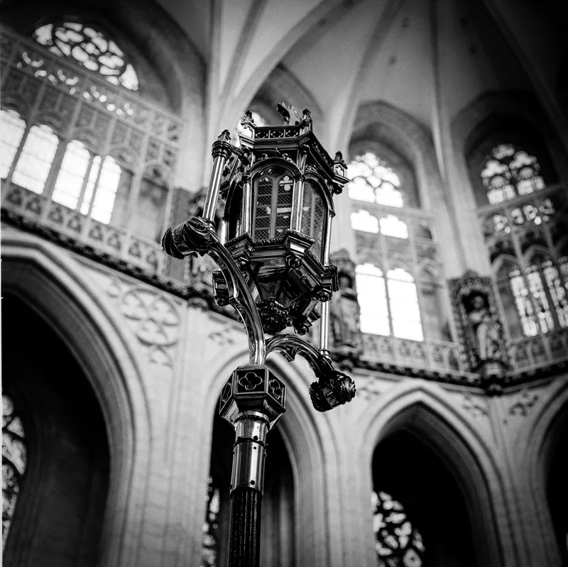 Candle holder shot on Ilford HP5 Plus 400 with a Mamiya C330 Professional, by Dirk