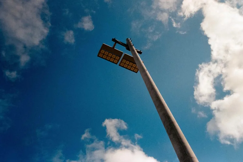 Azure skies shot on Fujifilm FujiColor C200 with a Ricoh GR1s, by Michael Choi
