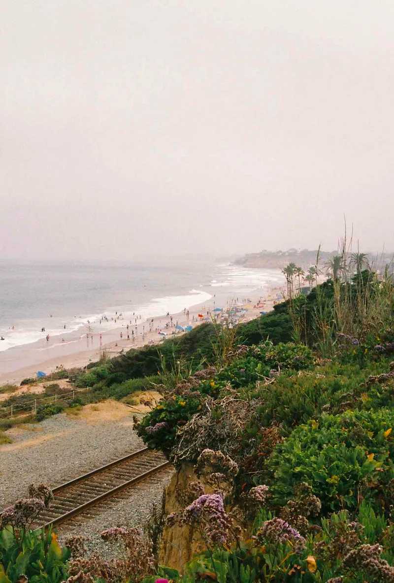 Del Mar shot on Kodak UltraMax 400 with a Canon eos Rebel 2000, by Jolie