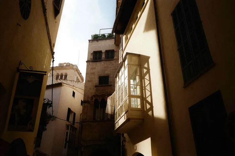 Palma shot on Kodak Gold 200 with a Contax G1, developed at Foto Kotti, by nik_de_mar