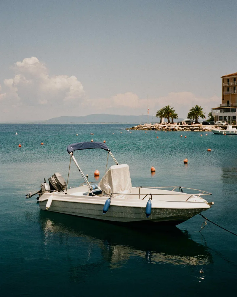 parked shot on Kodak Proimage 100 with a Yashica T4, by Maurice Pehle