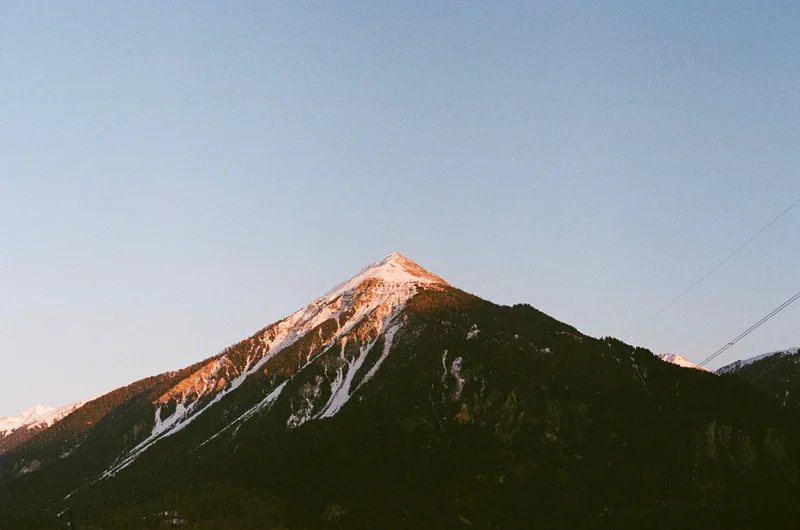 Film photo shot on Kodak Gold 200 with a Olympus OM-1, developed at Khrome, by Lasse