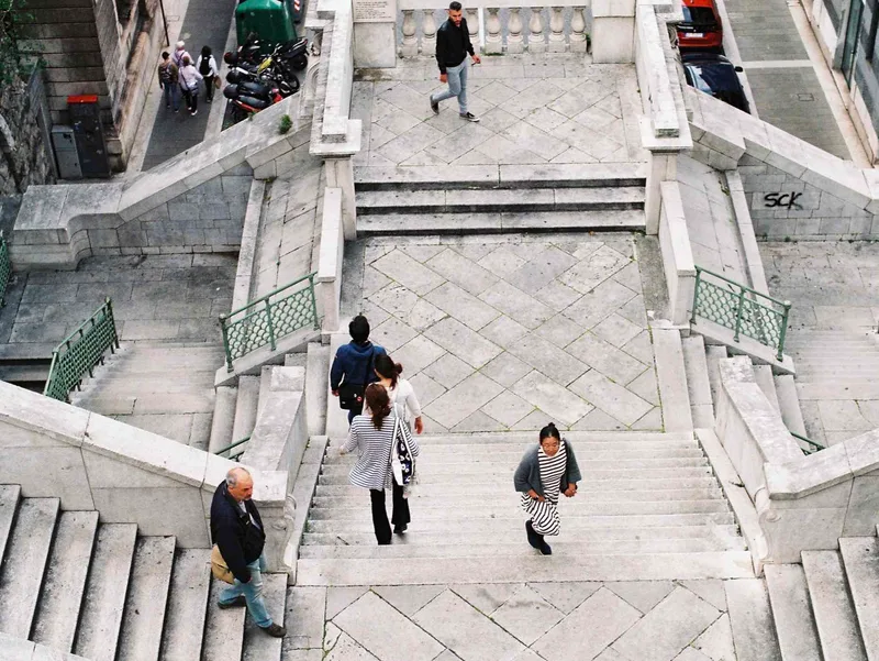 Snakes and stairs shot on Fujifilm Superia X-TRA 400 with a Pentax Spotmatic SP, developed at Nuova Colore SRL, by Leonardo