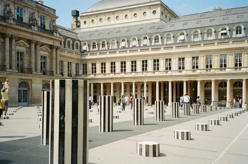 palais-royal shot on Kodak Portra 400 with a KonicaMinolta Zoom130CDate, developed at The DarkRoom, by stacey vandas