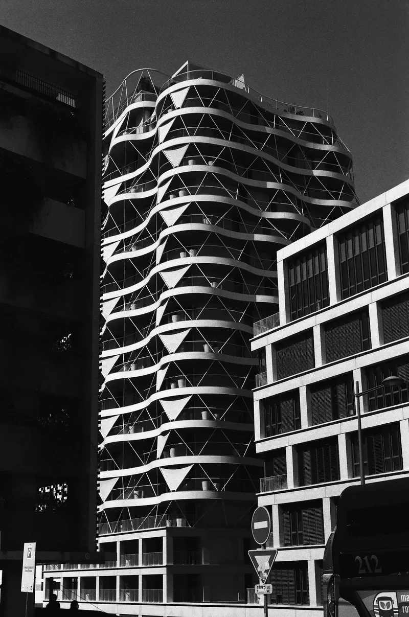 Monochrome tower shot on Rollei Superpan 200 with a Leica M6, developed at Arcanes labo photo, by Adrian