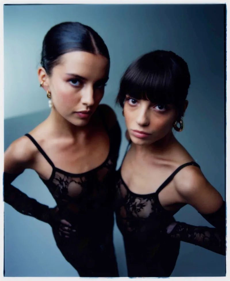 Film photo shot on Kodak Portra 400 with a Mamiya RZ67, by Laureat Bakolli