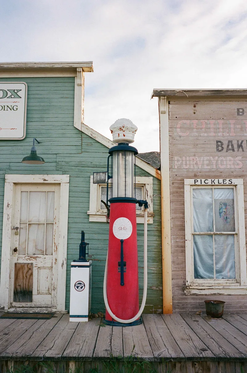 Randsburg, CA shot on Kodak Portra 400 with a Leica M6 Classic, developed at East LA Film Shop, by Anthony Balboa