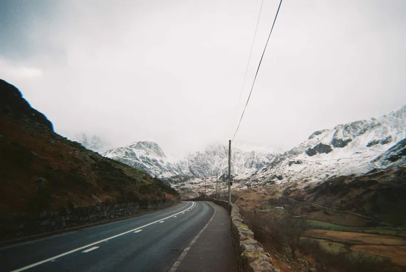 Ogwen Snow in Colour shot on Kodak UltraMax 400 with a Kodak M35, developed at Film Processing, by Ols