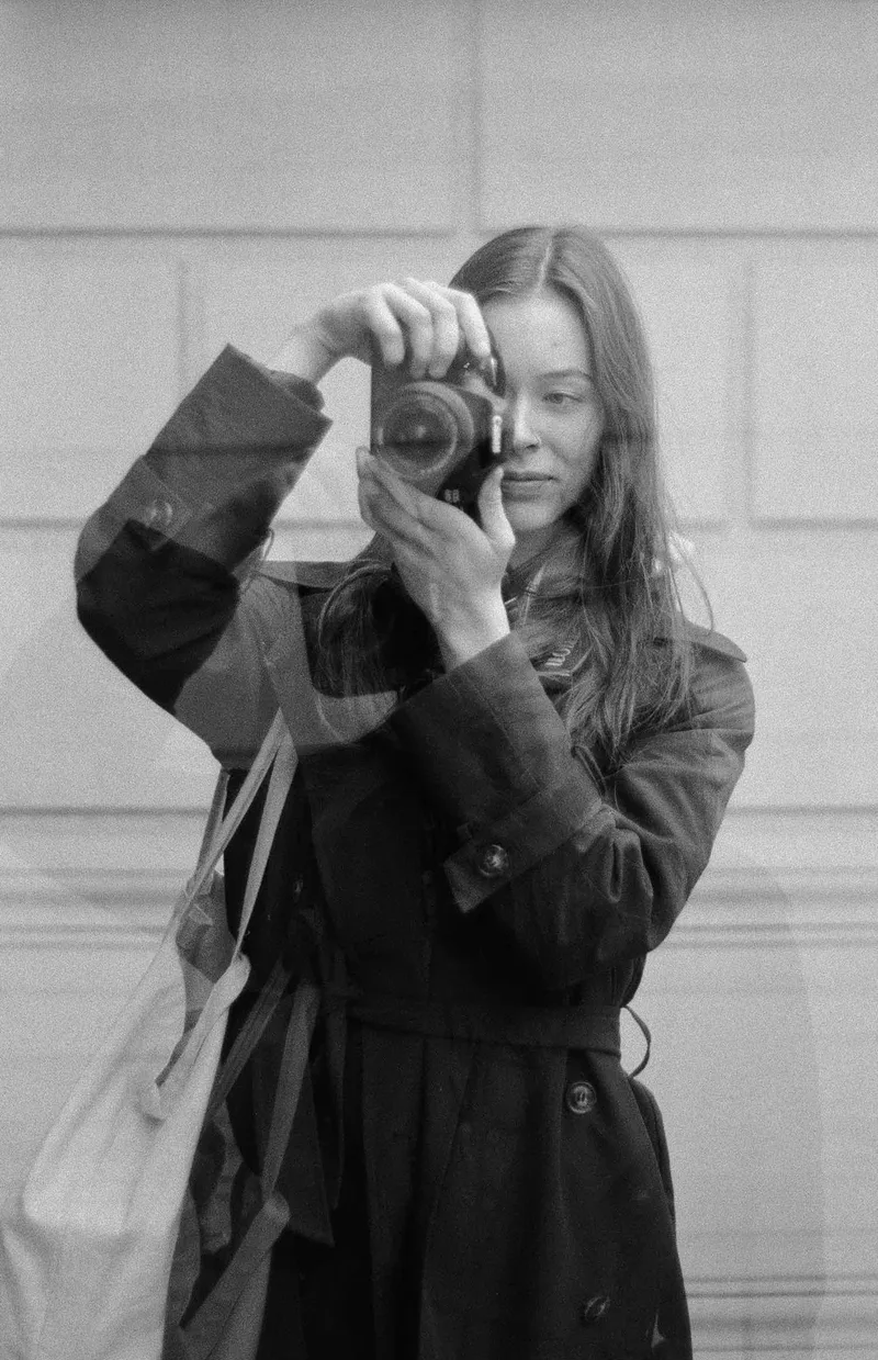 Lilou shot on Ilford HP4 with a Fujica AZ-1, developed at Reportage Image, by Eve
