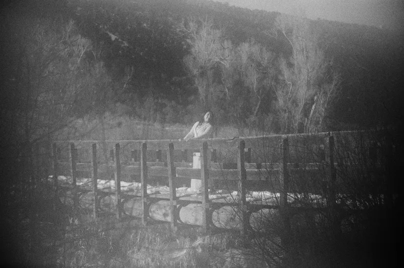 Accidentally made a 1930s look shot on Lomography Berlin Kino 400 with a Olympus OM-2N, developed at Richard Photo Lab, by Gunnison Clamp