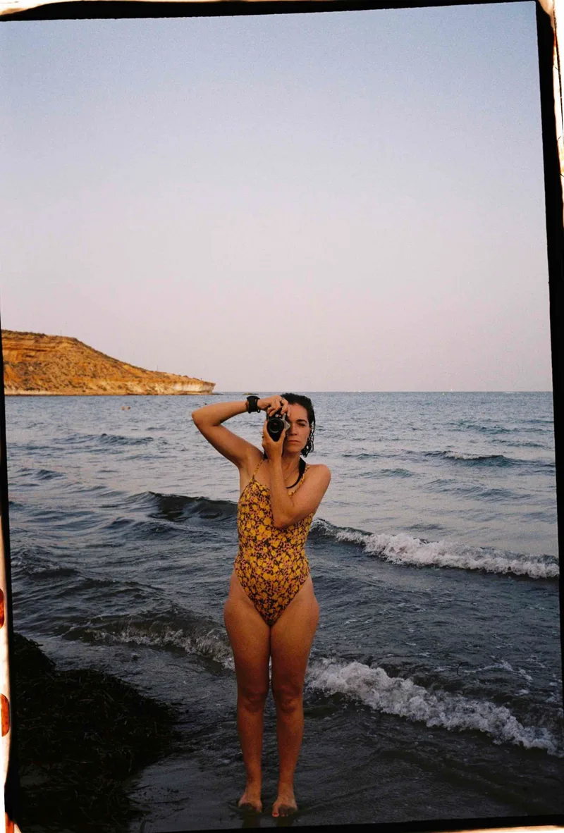 Sunset sea shot on Kodak Gold 200 with a Olympus Mju-II, developed at Visual Korner, by Irene Maquilón