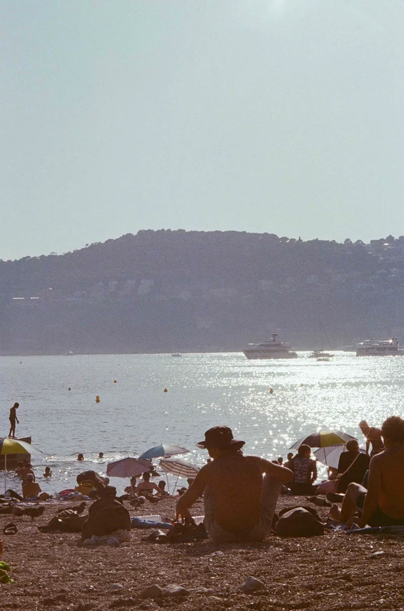 Beach in Nice • 2023 shot on Kodak ColorPlus 200 with a Pentax Espio 738G, by Emma