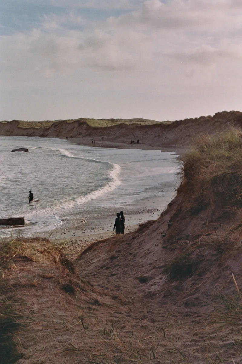 Wave spotting shot on Kodak Gold 200 with a Minolta XD-7, by Niklas