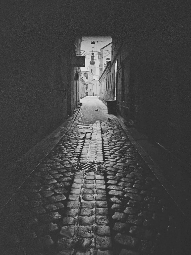 Through the Old Passageway shot on Ilford HP5 Plus 400 with a Canon AV-1, developed at Home / Self-Developed, by lillepv