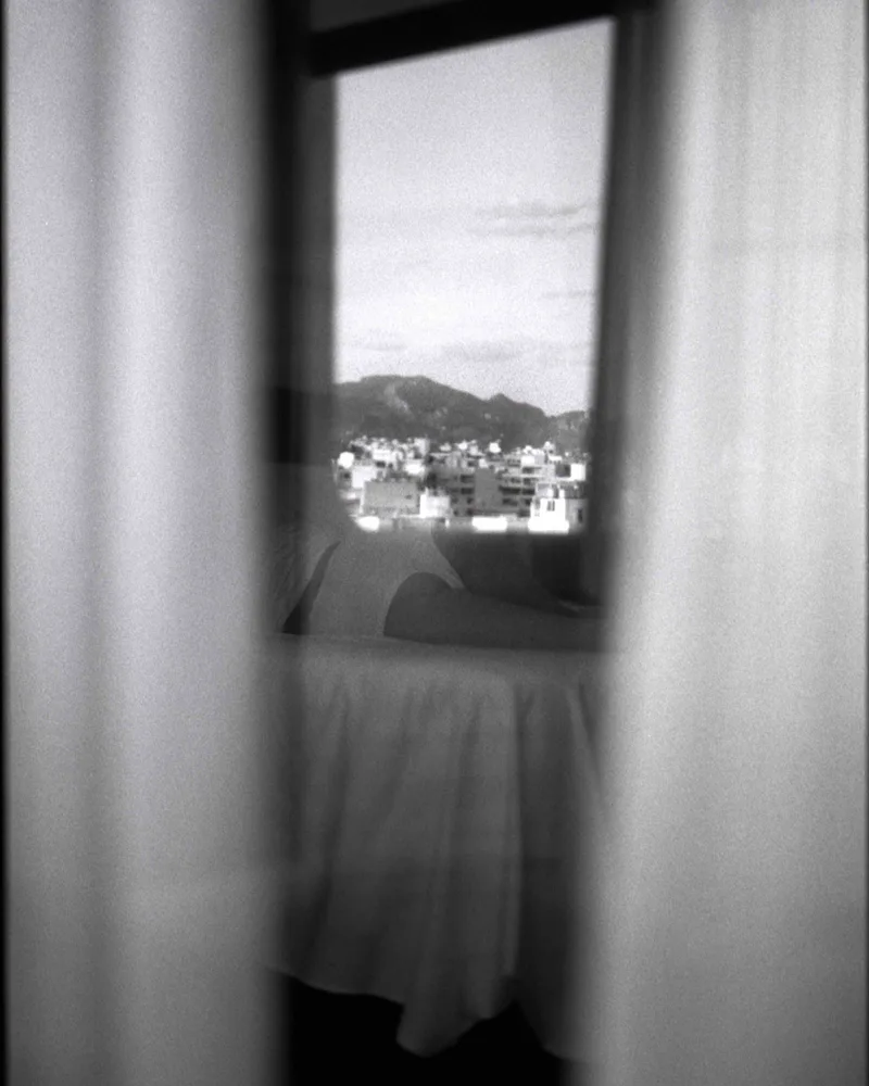 Siesta. shot on Foma Fomapan 400 Action with a Canon EOS 3000, developed at Home / Self-Developed, by Ragonar