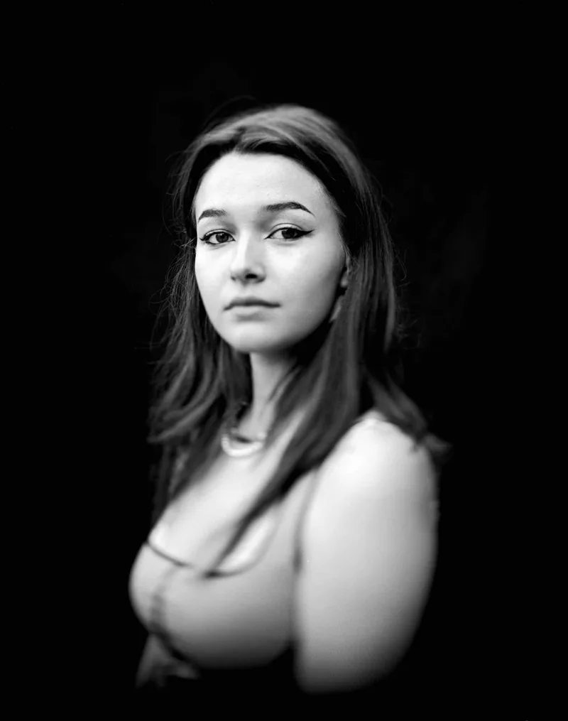 Léa shot on Foma Fomapan 100 Classic with a Chamonix 45N-2, developed at Home / Self-Developed, by Philippe Boulanger