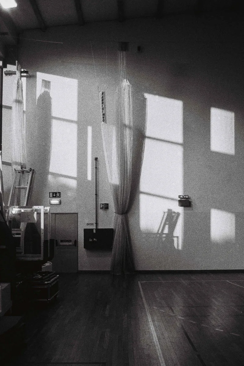 Film photo shot on Kodak T-Max 400 with a Minolta SR-T 101, developed at Maquinas de Outros Tempos (MOT), by frestadeluz