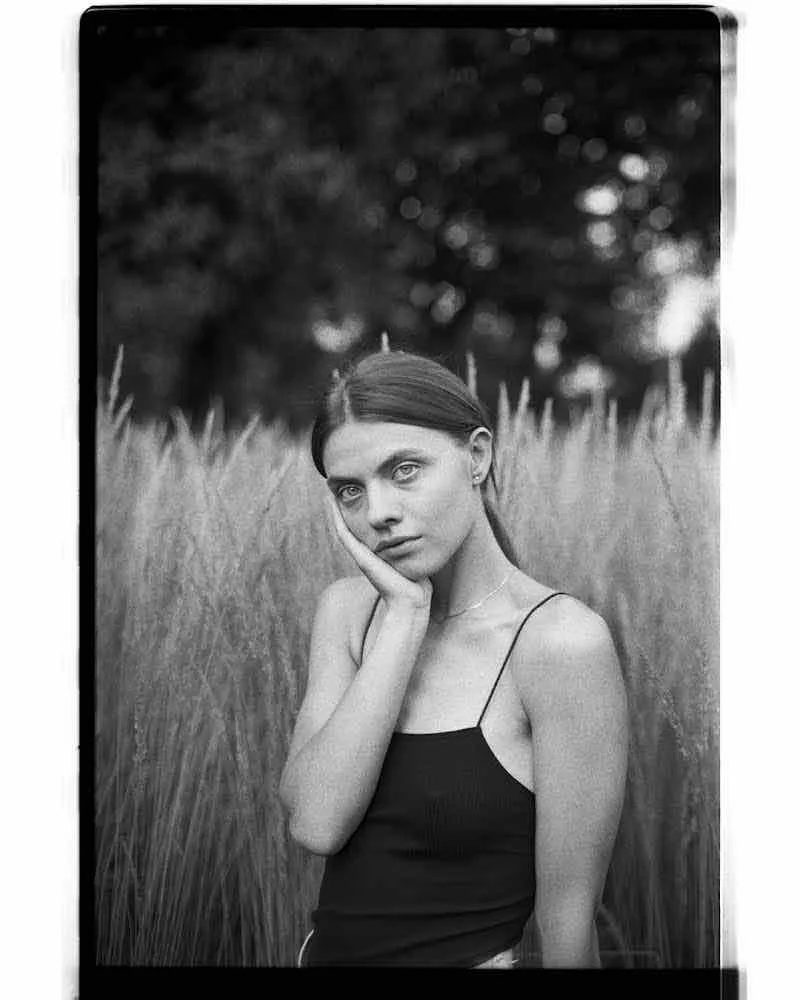 Marichka, Vienna, 2022 shot on Rollei Ortho 25 Plus with a Nikon F90X, developed at Foto Sipkes, by Sabotabby85