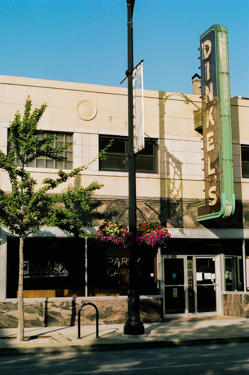 Dinkel’s shot on Kodak Portra 400 with a Canon AL-1, developed at Home / Self-Developed, by Graham