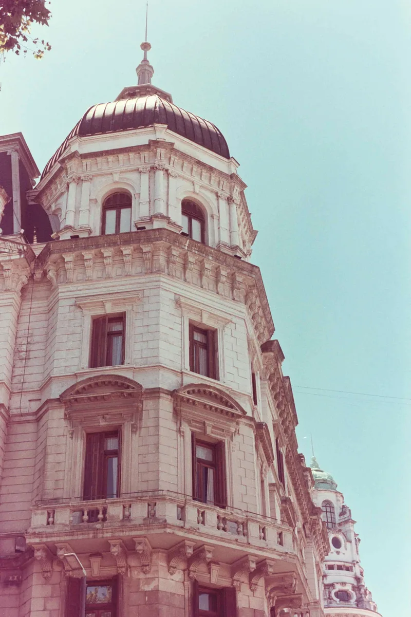 Film photo shot on Ferrania Solaris 100 with a Olympus OM-2, developed at TOKYO Photo Lab, by Paula