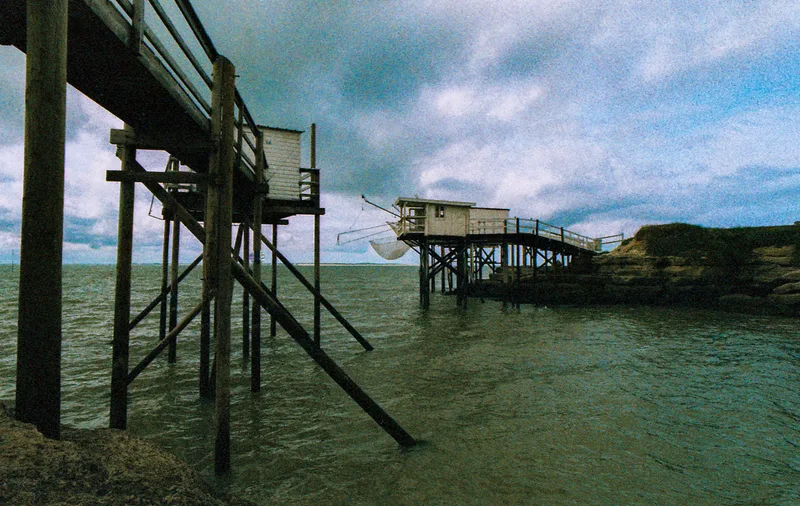 Royan shot on Rollei Crossbird 200 with a Nikon F4, by Sébastien JACOB