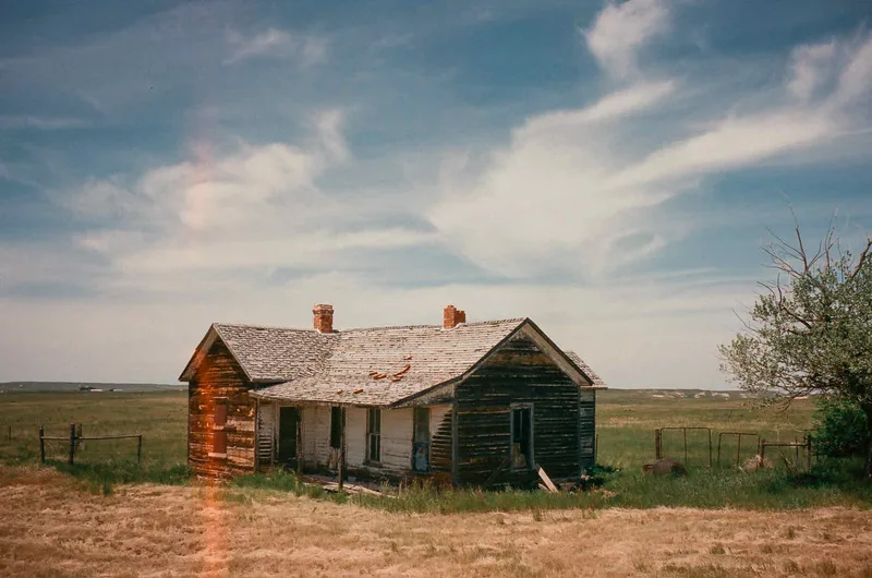 Homestead shot on Kodak Portra 400 with a Olympus Infinity Stylus, by Jeremy Allen Wieczorek