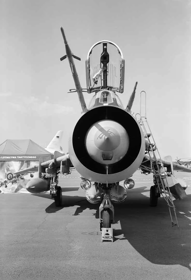 Sukhoi SU-22 shot on Kodak T-Max 400 with a Fuji GW690, developed at Carmencita, by Jussi