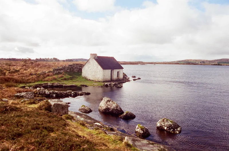 Fisherman's hut shot on Cinestill 400D with a Chinon CE-4s, developed at Conns Camera, by Annraoi Blaney