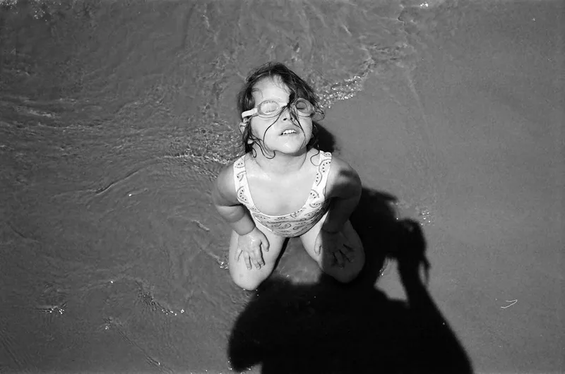 Film photo shot on Kodak Tri-X 400 with a Leica M4-2, developed at The Print House Lab - REA, by ETgalim