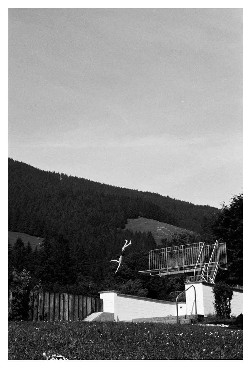 Film photo shot on Agfa APX 100 with a Leica Mini, by schmo