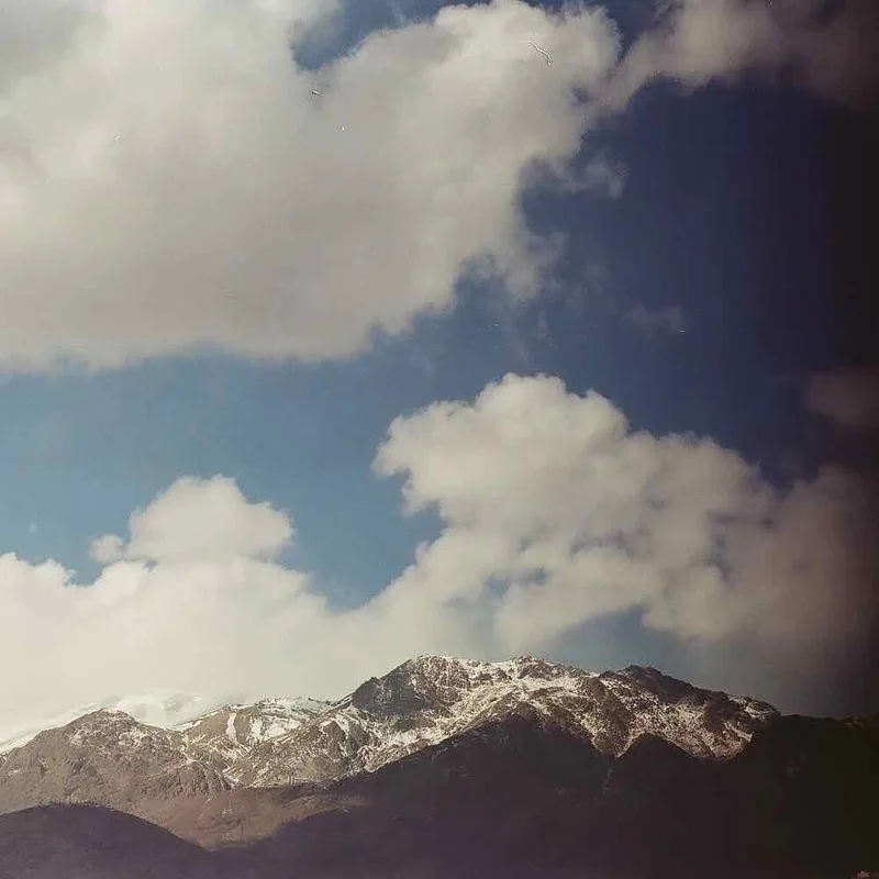 Damavand shot on Fujifilm FujiColor C200 with a Canon FT QL, by Payam