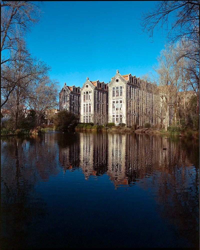 Caldas da rainha shot on Fujifilm Superia 100 with a Mamiya RZ67 Pro I, developed at Xano Lab, by MartimOnlyFriends