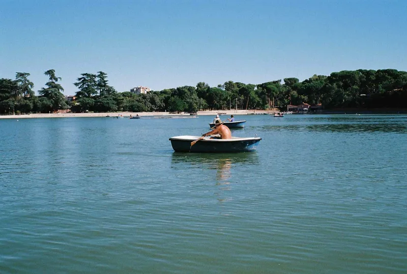 Film photo shot on Fujifilm 200 with a Yashica J5, by elosie
