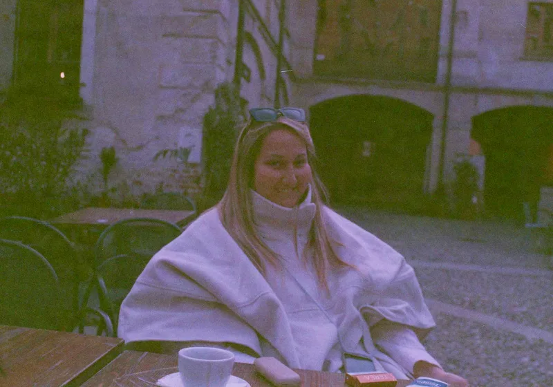 Sissi shot on Ferrania Solaris 200 with a Rolleiflex SL35M, developed at Speed Photo Bovisa, by Matteo