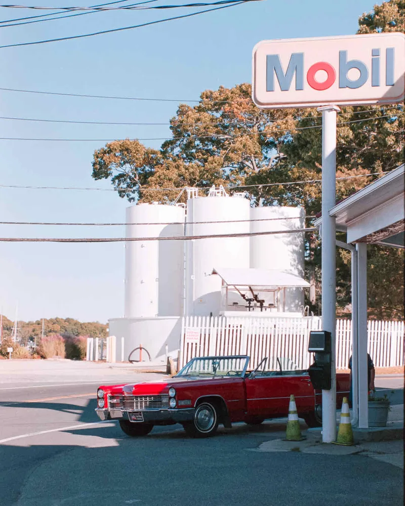 This is America shot on Fujifilm FujiColor C200 with a Canon EOS 5, developed at Indie Film Lab, by Jarrett Steil