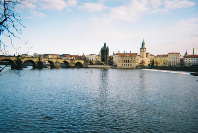 Prague - Charles Bridge shot on Kodak Gold 800 (Disposables) with a Kodak FunSaver, developed at Revelab, by Victor