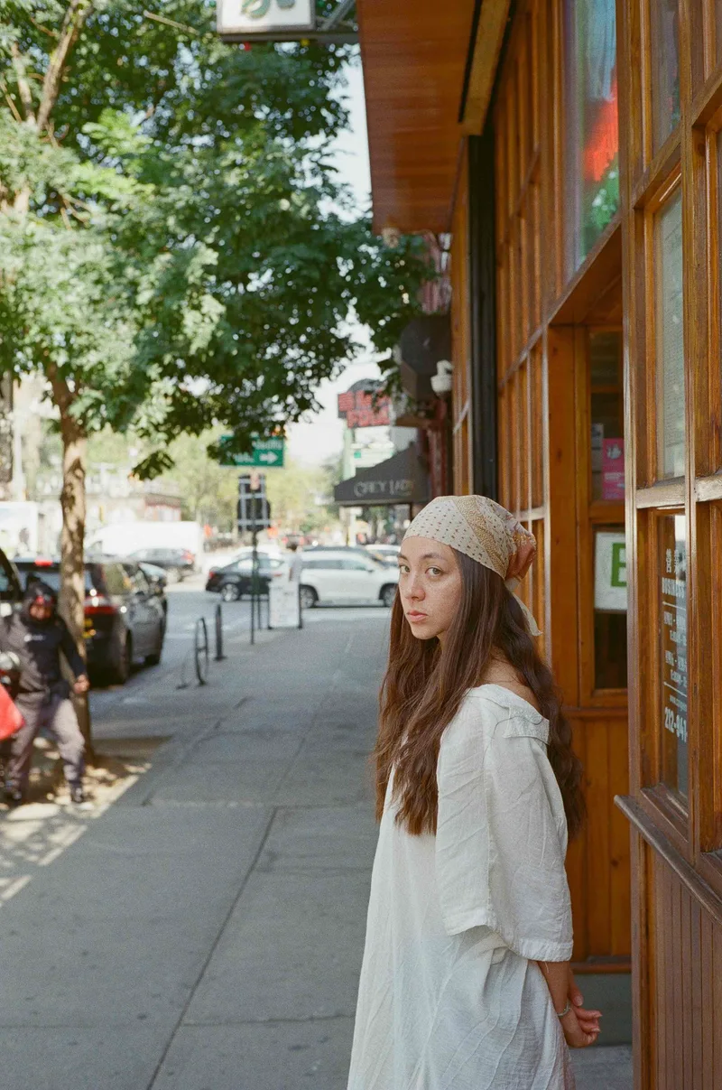 jamie, chinatown, manhattan, new york shot on Fujifilm 400 with a Leica M3, developed at Luster Photo, by Eric Wefald - Huang