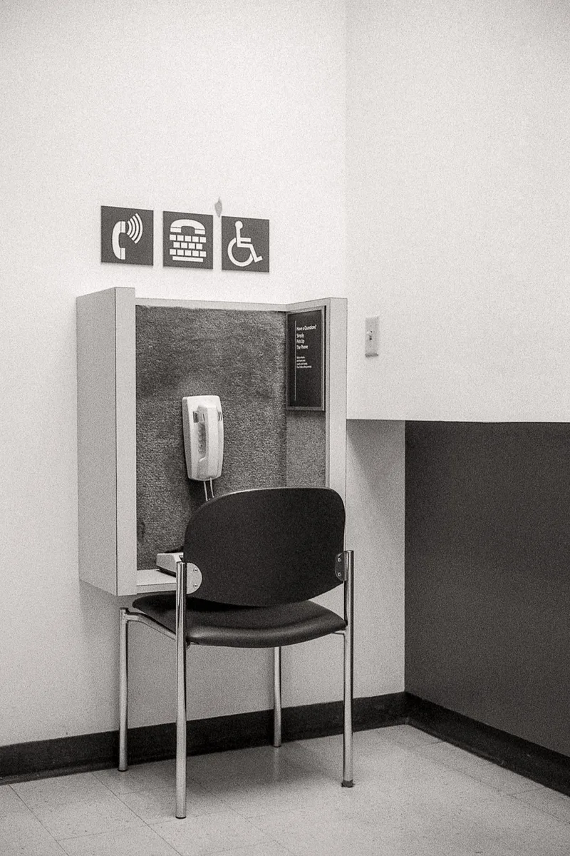 Have a question? shot on Foma Fomapan 100 Classic with a Canon Canonet G-III QL17, by Chikubi