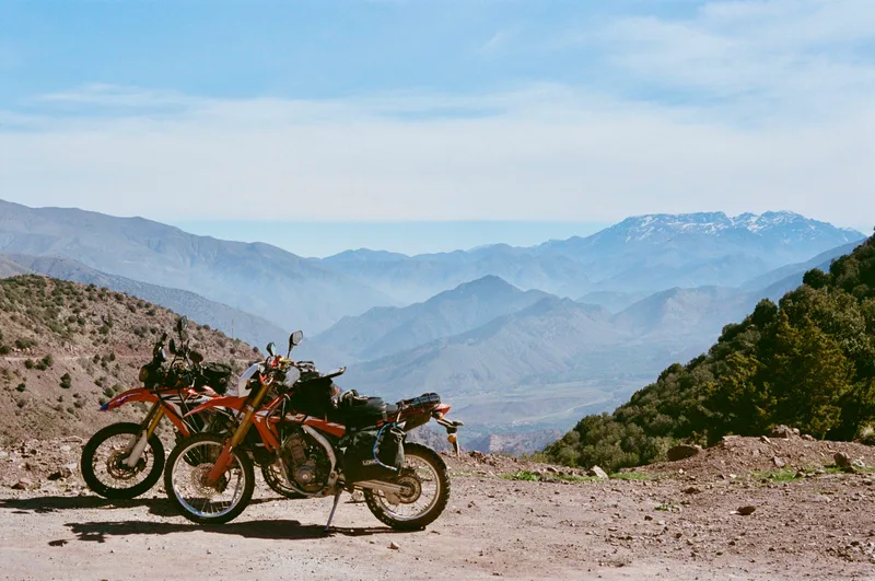 Top of the World shot on Kodak Portra 400 with a Leica R8, developed at Jack’s Lab, by Alex Titterton