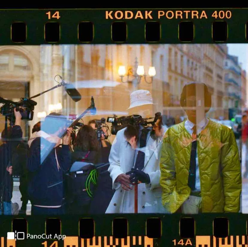 Fashion Week & Assemblée Nationale shot on Kodak Portra 400 with a Nikon F4, developed at Nation Photo, by Bou_bouni