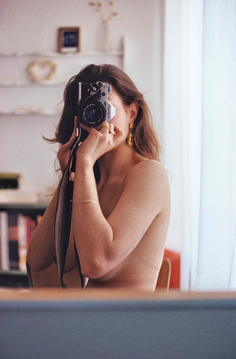 First film self-portrait shot on Kodak Gold 200 with a Canon AE-1, developed at Kodak Express Grands Boulevards, by Jen