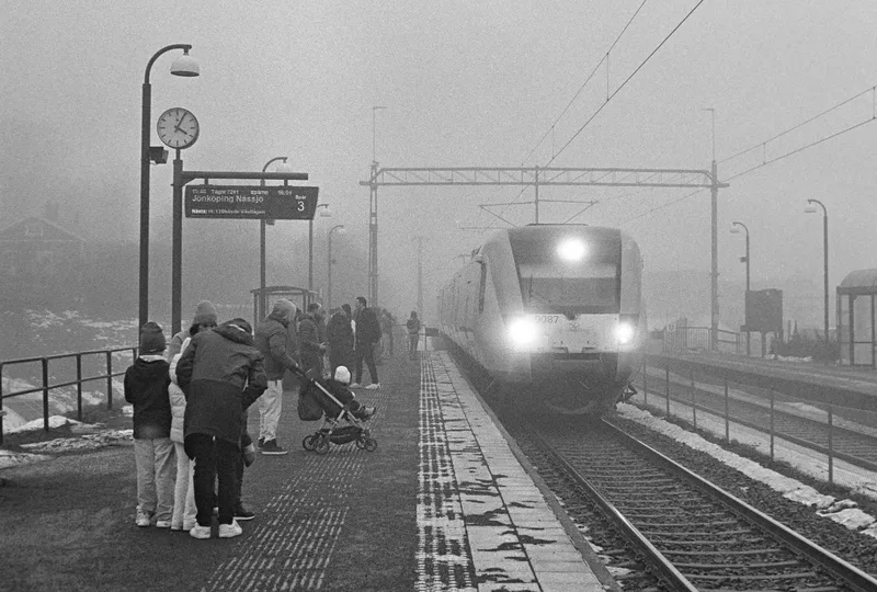 Train Through the Morning Fog shot on Ilford Kentmere Pan 400 with a Canon AV-1, developed at Home / Self-Developed, by lillepv