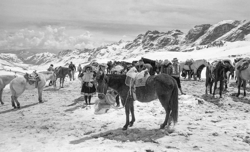 Mountain of 7 Colors shot on Film Photography Project X2 Eastman Double-X 200 with a Nikon F3 HP, developed at Home / Self-Developed, by Scott