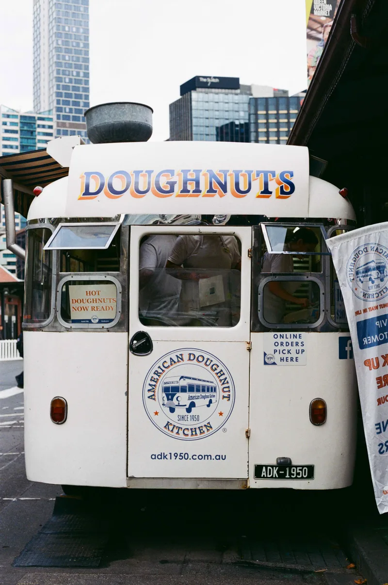 Film photo shot on Fujifilm Superia 200 with a Canon EOS 30, by Ying