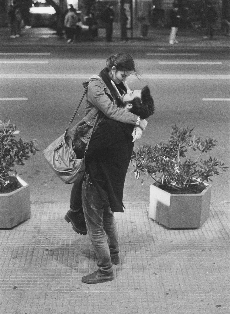 rencuentro shot on Ilford Delta 3200 with a Nikon F4s, developed at Home / Self-Developed, by Nando.Uruguay