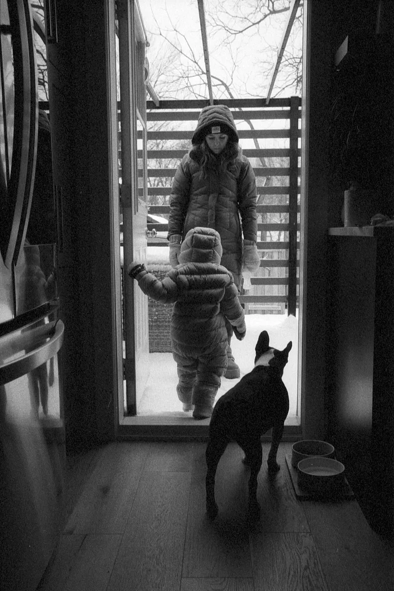 Film photo shot on Ilford Delta 3200 with a Leica M4-P, developed at Photo Master, by Sumsy