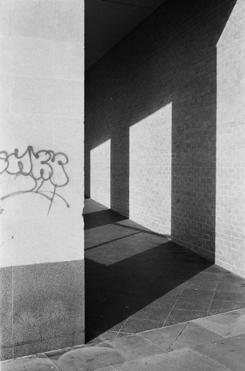 Angles shot on Ilford HP5 Plus 400 with a Yashica Electro 35 GSN, developed at Take It Easy, by Guesty
