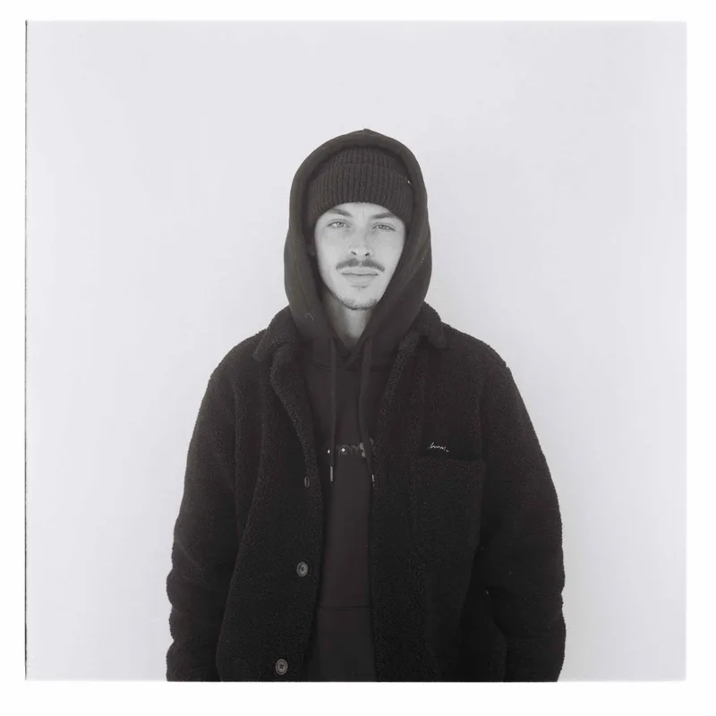 Gabriel Ribeiro shot on Kodak Gold 200 with a Rolleiflex 3.5, developed at Lx_aomilimetro, by Ruben Morais Claudino