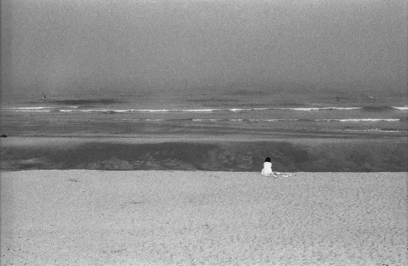 Fixing a hole shot on Kodak Tri-X 400, developed at Photo Signe Des Temps, by Paul