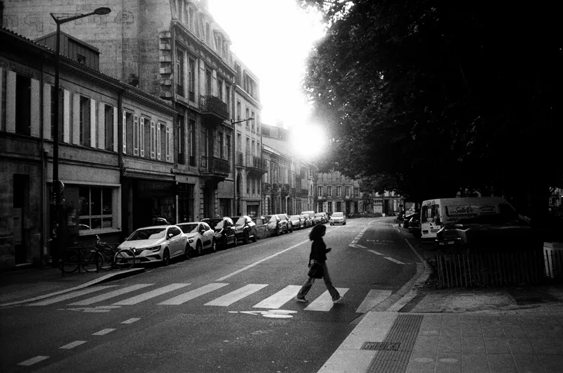 Somewhere in bdx shot on Kodak Tri-X 400 with a Olympus OM-2, developed at Pelloche Lab, by Franckcldl